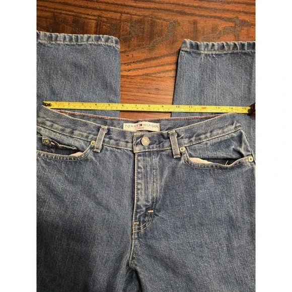VTG Y2K Women's Tommy Hilfiger Straight Blue Jeans Size 4 EUC - Picture 2 of 11